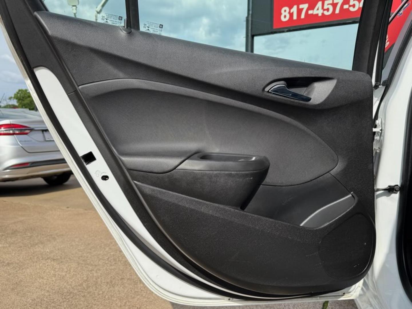 2018 WHITE CHEVROLET CRUZE LS (1G1BC5SMXJ7) , located at 5900 E. Lancaster Ave., Fort Worth, TX, 76112, (817) 457-5456, 0.000000, 0.000000 - Photo#10