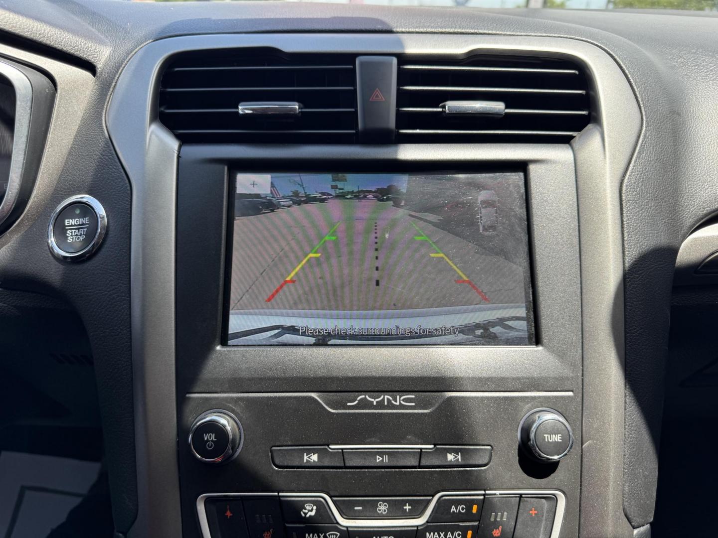 2020 WHTE FORD FUSION SEL (3FA6P0CD1LR) , located at 5900 E. Lancaster Ave., Fort Worth, TX, 76112, (817) 457-5456, 0.000000, 0.000000 - Photo#19