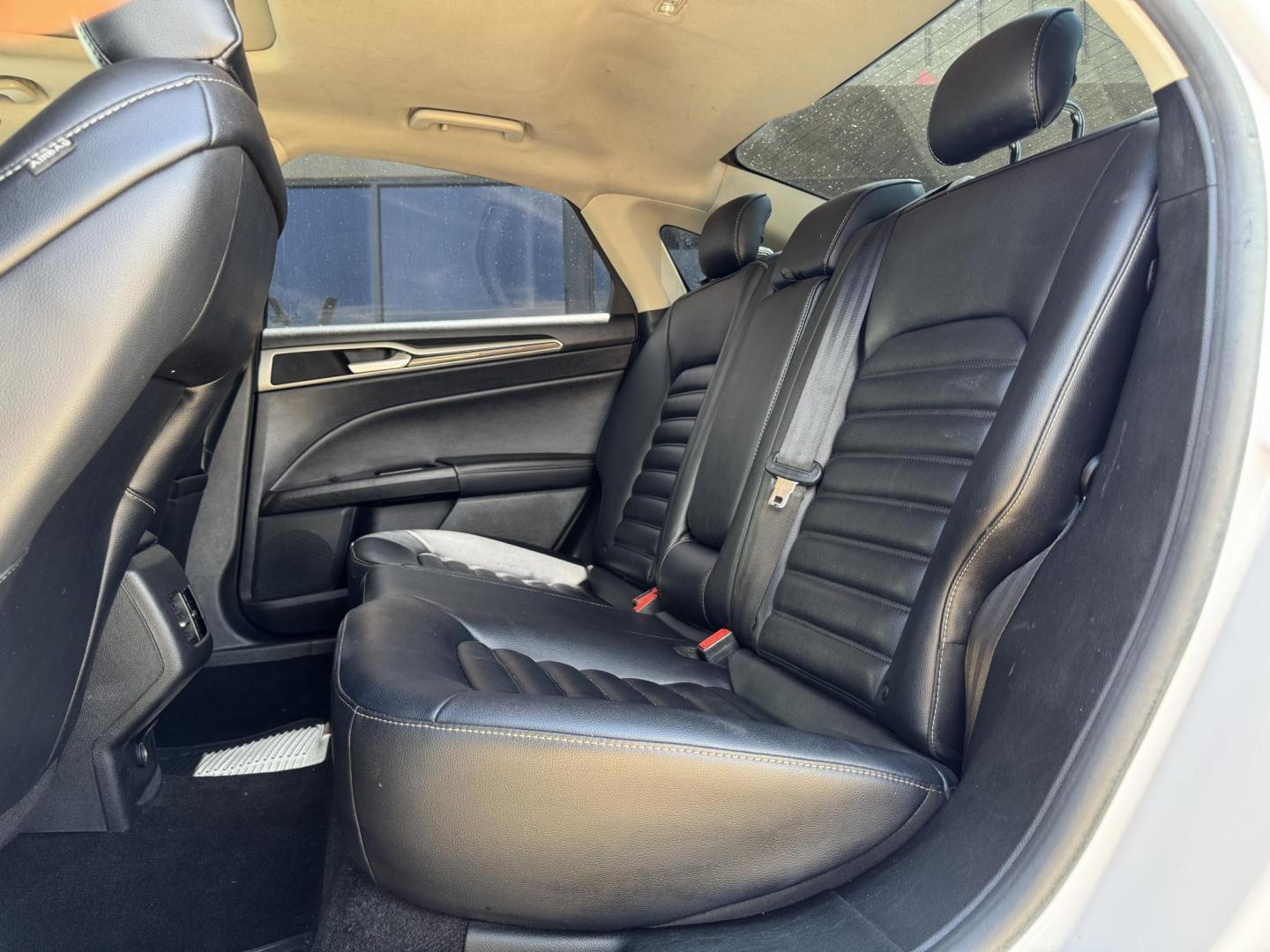 2020 WHTE FORD FUSION SEL (3FA6P0CD1LR) , located at 5900 E. Lancaster Ave., Fort Worth, TX, 76112, (817) 457-5456, 0.000000, 0.000000 - Photo#11