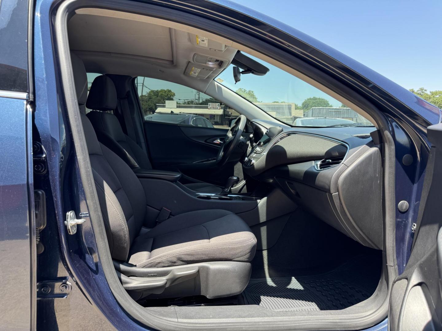 2020 BLUE CHEVROLET MALIBU LT (1LT) (1G1ZD5ST9LF) , located at 5900 E. Lancaster Ave., Fort Worth, TX, 76112, (817) 457-5456, 0.000000, 0.000000 - Photo#15