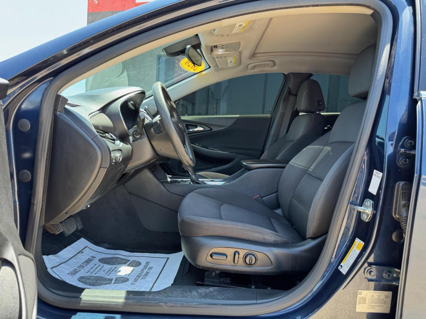 2020 BLUE CHEVROLET MALIBU LT (1LT) (1G1ZD5ST9LF) , located at 5900 E. Lancaster Ave., Fort Worth, TX, 76112, (817) 457-5456, 0.000000, 0.000000 - Photo#8