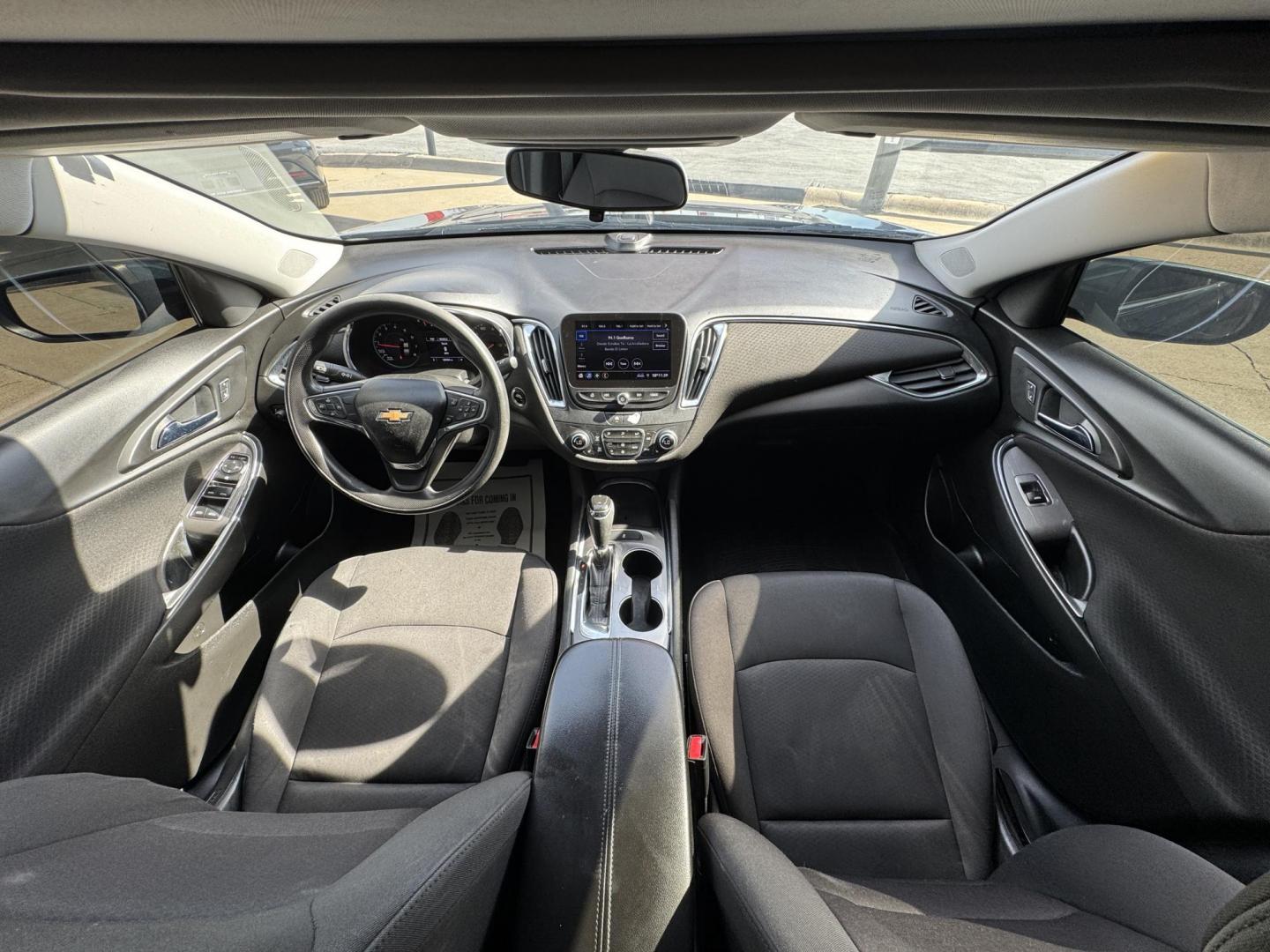 2020 BLUE CHEVROLET MALIBU LT (1LT) (1G1ZD5ST9LF) , located at 5900 E. Lancaster Ave., Fort Worth, TX, 76112, (817) 457-5456, 0.000000, 0.000000 - Photo#17