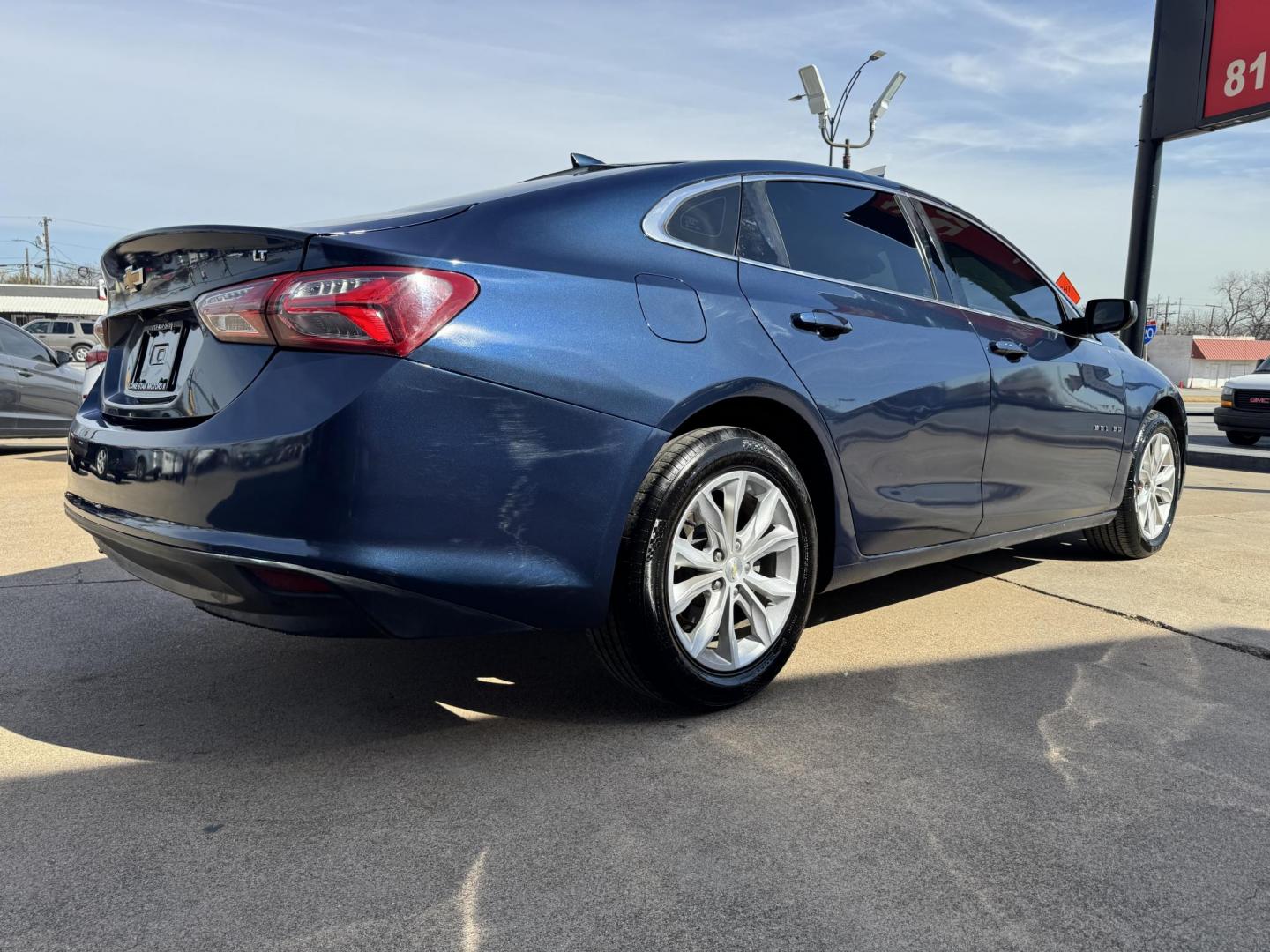 2020 BLUE CHEVROLET MALIBU LT (1LT) (1G1ZD5ST9LF) , located at 5900 E. Lancaster Ave., Fort Worth, TX, 76112, (817) 457-5456, 0.000000, 0.000000 - Photo#3