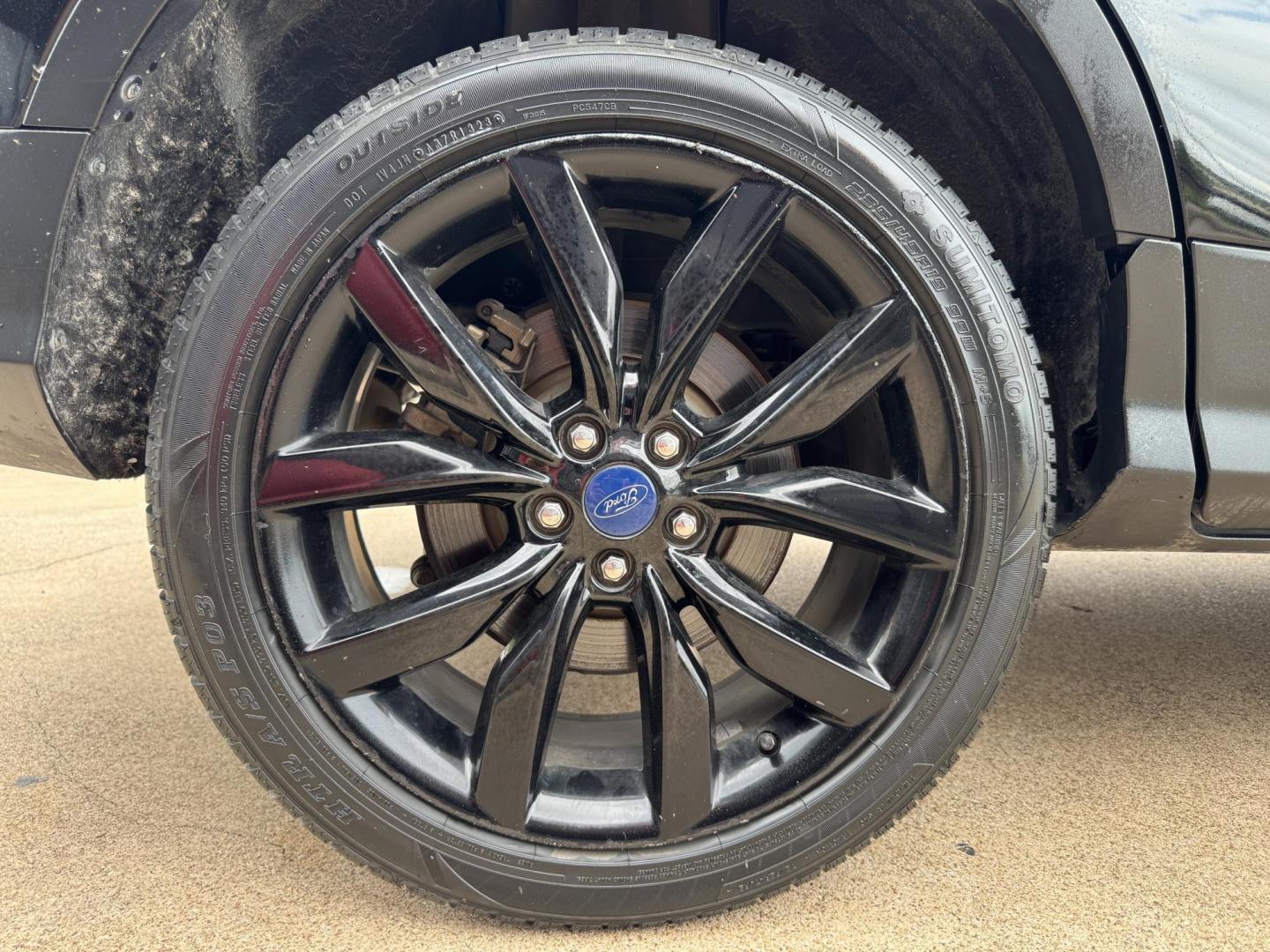2017 BLACK FORD ESCAPE SE (1FMCU0GD1HU) , located at 5900 E. Lancaster Ave., Fort Worth, TX, 76112, (817) 457-5456, 0.000000, 0.000000 - Photo#23
