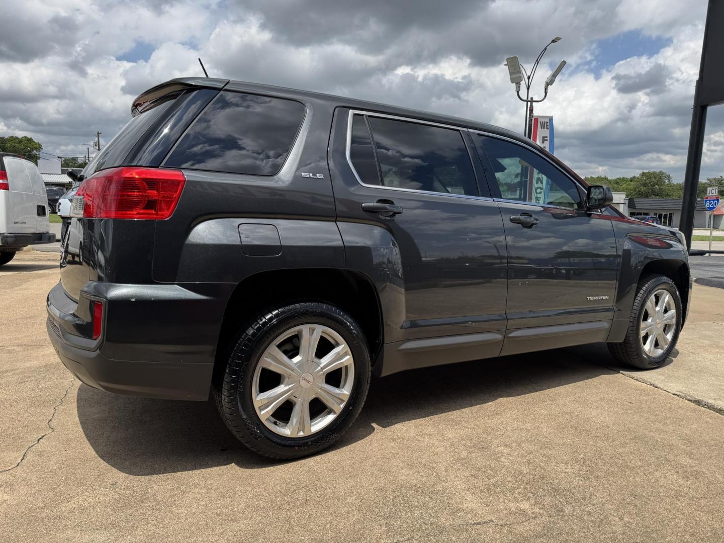 2017 GRAY GMC TERRAIN SLE1 (2GKALMEK4H6) , located at 5900 E. Lancaster Ave., Fort Worth, TX, 76112, (817) 457-5456, 0.000000, 0.000000 - Photo#3