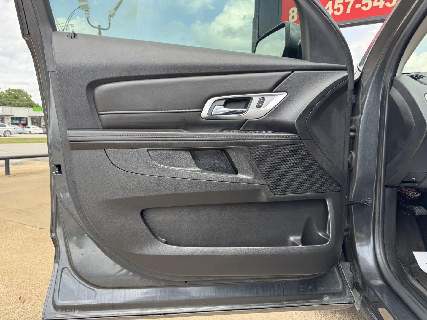 2017 GRAY GMC TERRAIN SLE1 (2GKALMEK4H6) , located at 5900 E. Lancaster Ave., Fort Worth, TX, 76112, (817) 457-5456, 0.000000, 0.000000 - Photo#7