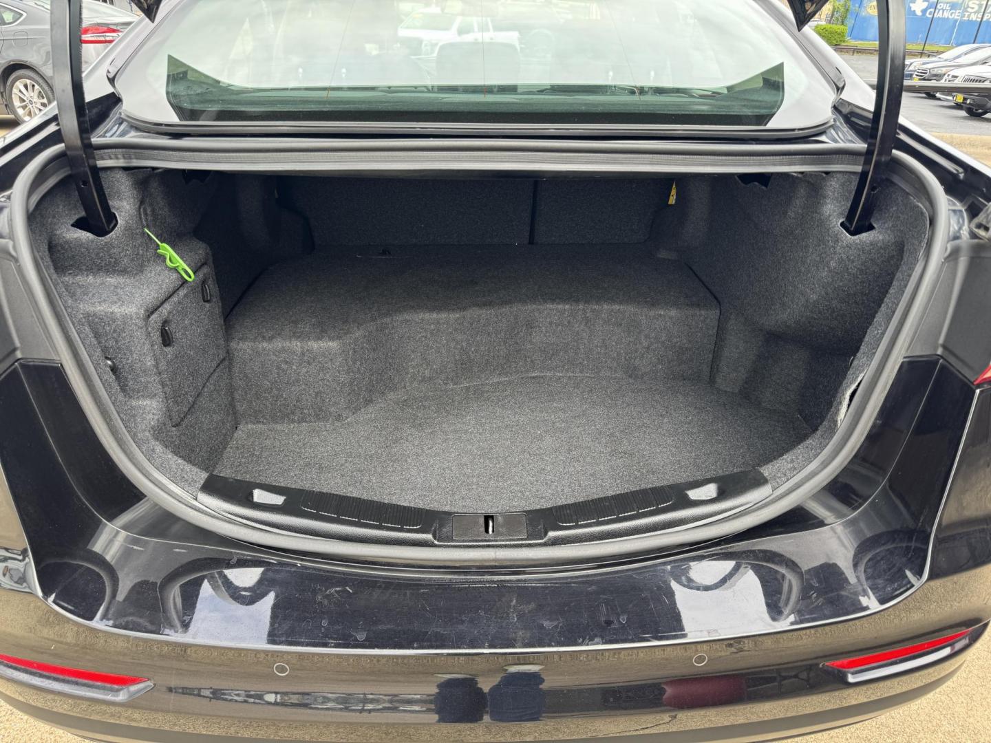 2020 BLACK FORD FUSION HYBRID TITANI (3FA6P0RU5LR) , located at 5900 E. Lancaster Ave., Fort Worth, TX, 76112, (817) 457-5456, 0.000000, 0.000000 - Photo#5