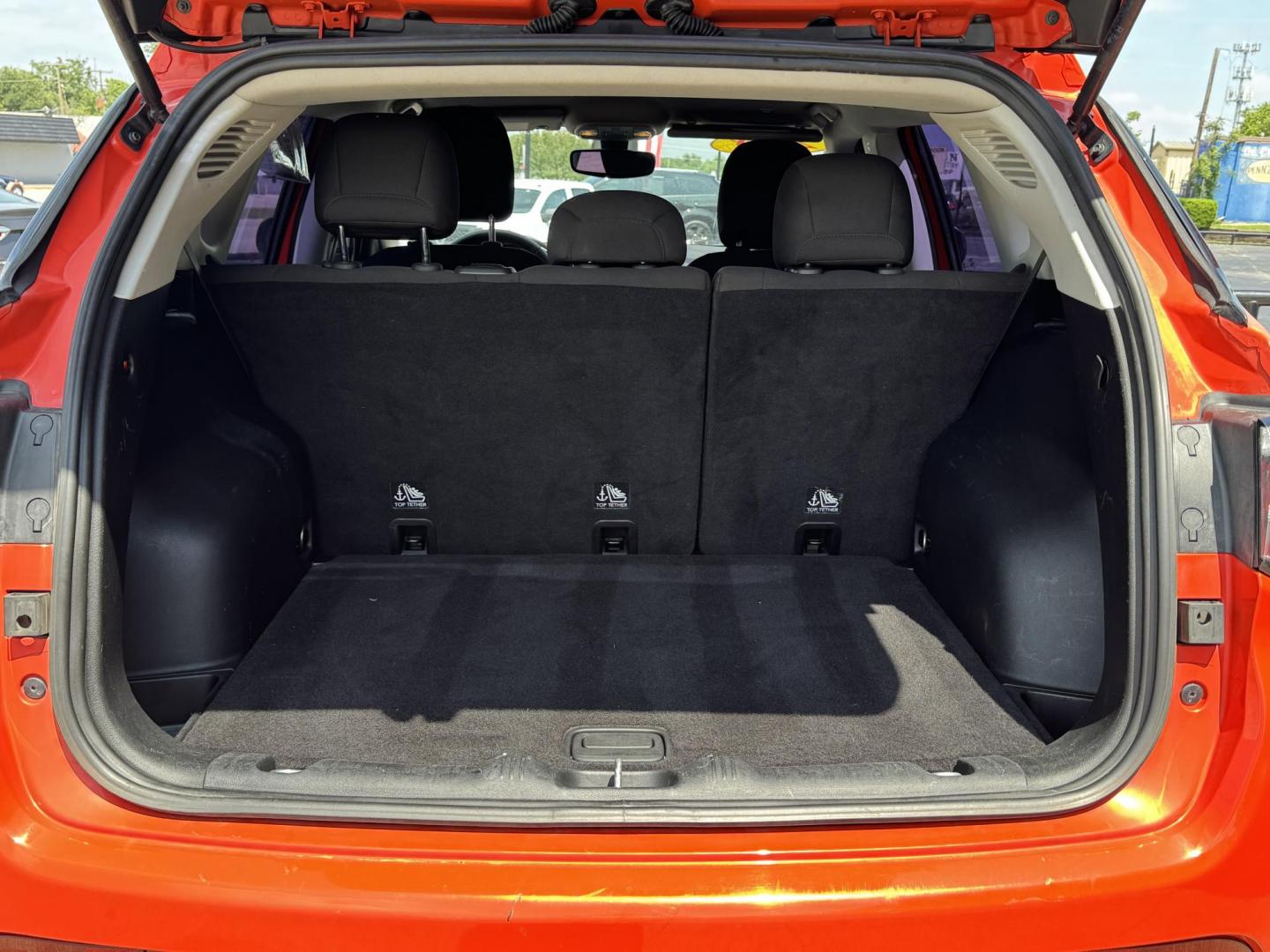 2018 ORANGE JEEP COMPASS SPORT (3C4NJCAB0JT) , located at 5900 E. Lancaster Ave., Fort Worth, TX, 76112, (817) 457-5456, 0.000000, 0.000000 - Photo#5