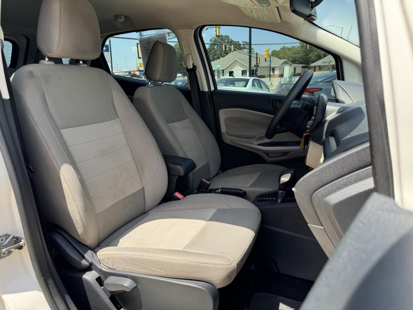 2018 WHITE FORD ECOSPORT S (MAJ3P1RE0JC) , located at 5900 E. Lancaster Ave., Fort Worth, TX, 76112, (817) 457-5456, 0.000000, 0.000000 - We offer quality used Cars, Carros, Pickup Trucks, Camionetas, Trocas & SUVs for sale. Buy Here Pay Here, In-House Finance, Cash Vehicles, Bad credit, No credit, No problem. Hablamos Español!- Photo#18