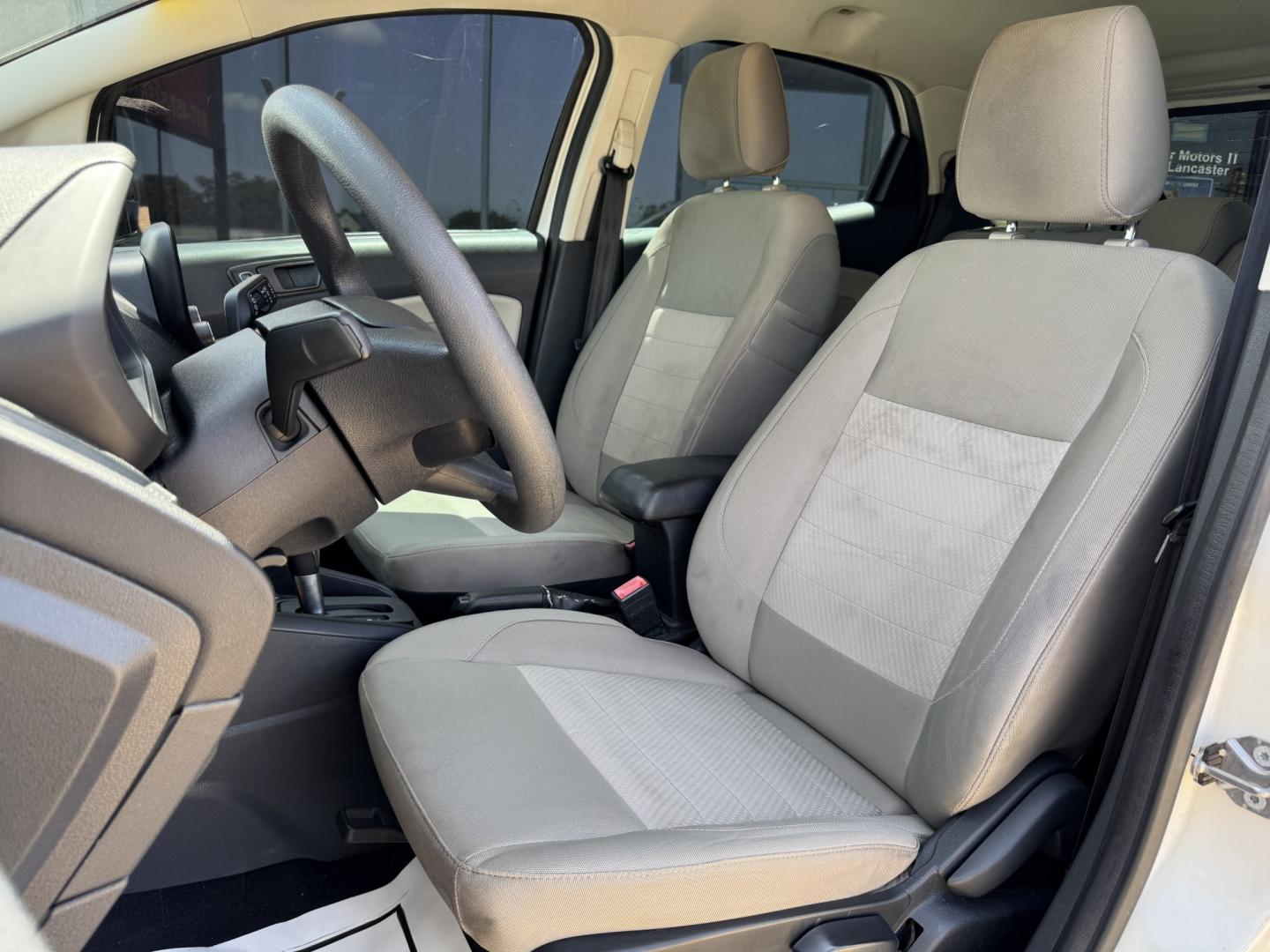 2018 WHITE FORD ECOSPORT S (MAJ3P1RE0JC) , located at 5900 E. Lancaster Ave., Fort Worth, TX, 76112, (817) 457-5456, 0.000000, 0.000000 - We offer quality used Cars, Carros, Pickup Trucks, Camionetas, Trocas & SUVs for sale. Buy Here Pay Here, In-House Finance, Cash Vehicles, Bad credit, No credit, No problem. Hablamos Español!- Photo#11