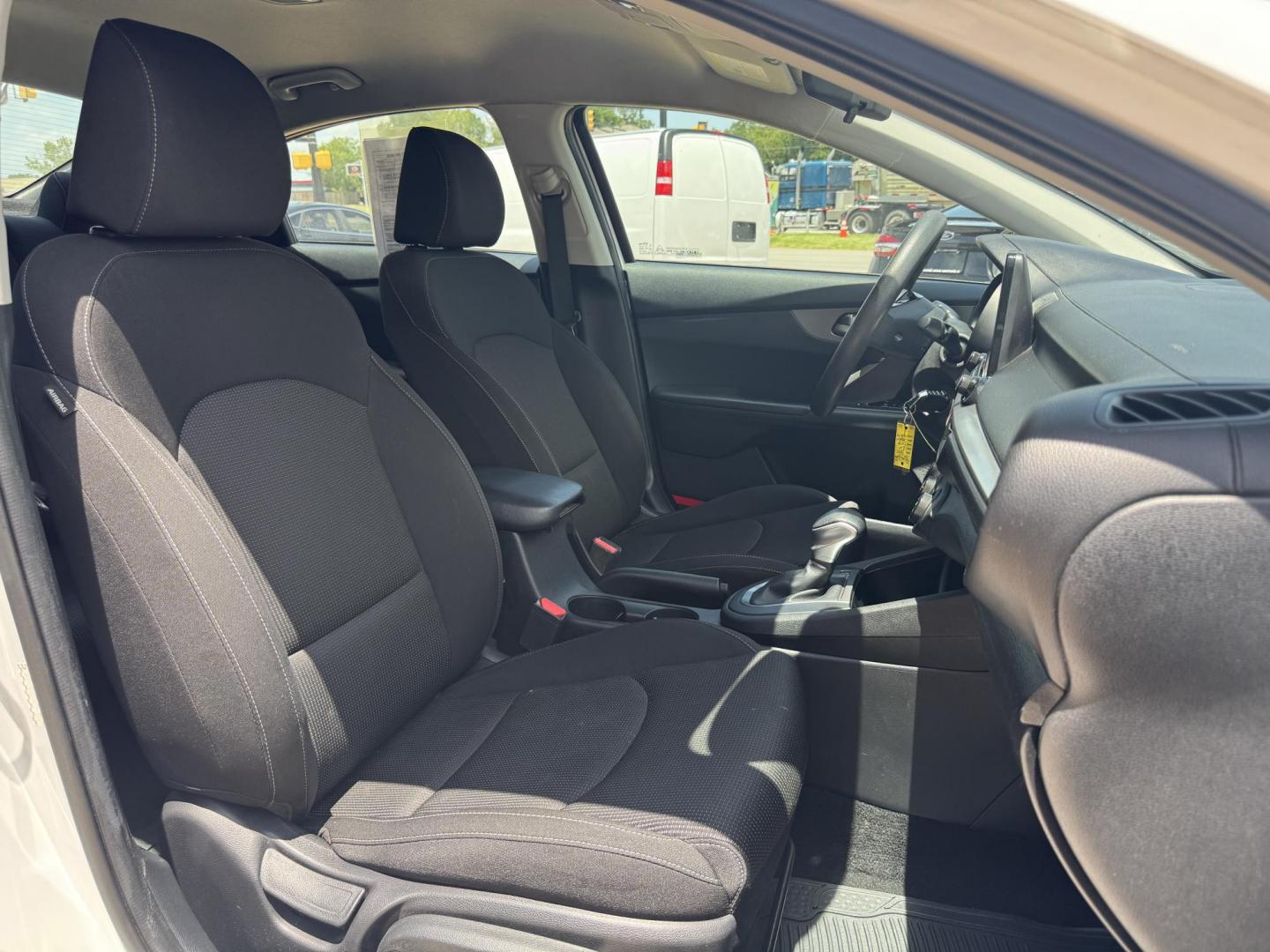 2021 WHITE KIA FORTE FE; LXS (3KPF24AD3ME) , located at 5900 E. Lancaster Ave., Fort Worth, TX, 76112, (817) 457-5456, 0.000000, 0.000000 - Photo#16