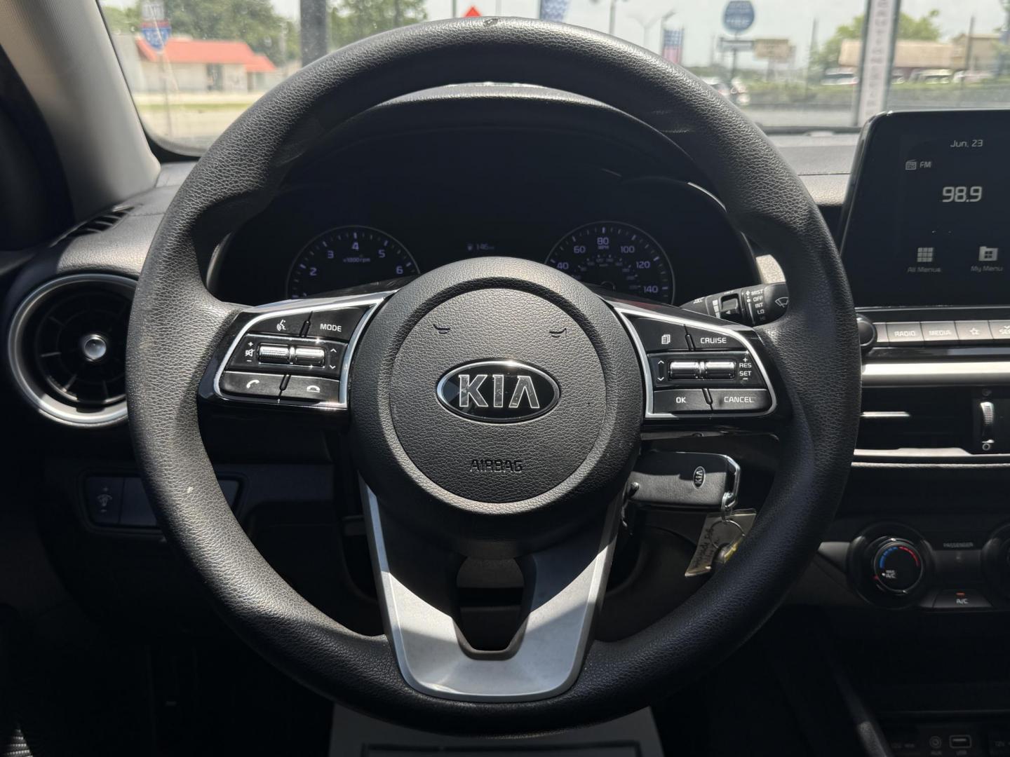 2021 WHITE KIA FORTE FE; LXS (3KPF24AD3ME) , located at 5900 E. Lancaster Ave., Fort Worth, TX, 76112, (817) 457-5456, 0.000000, 0.000000 - Photo#18