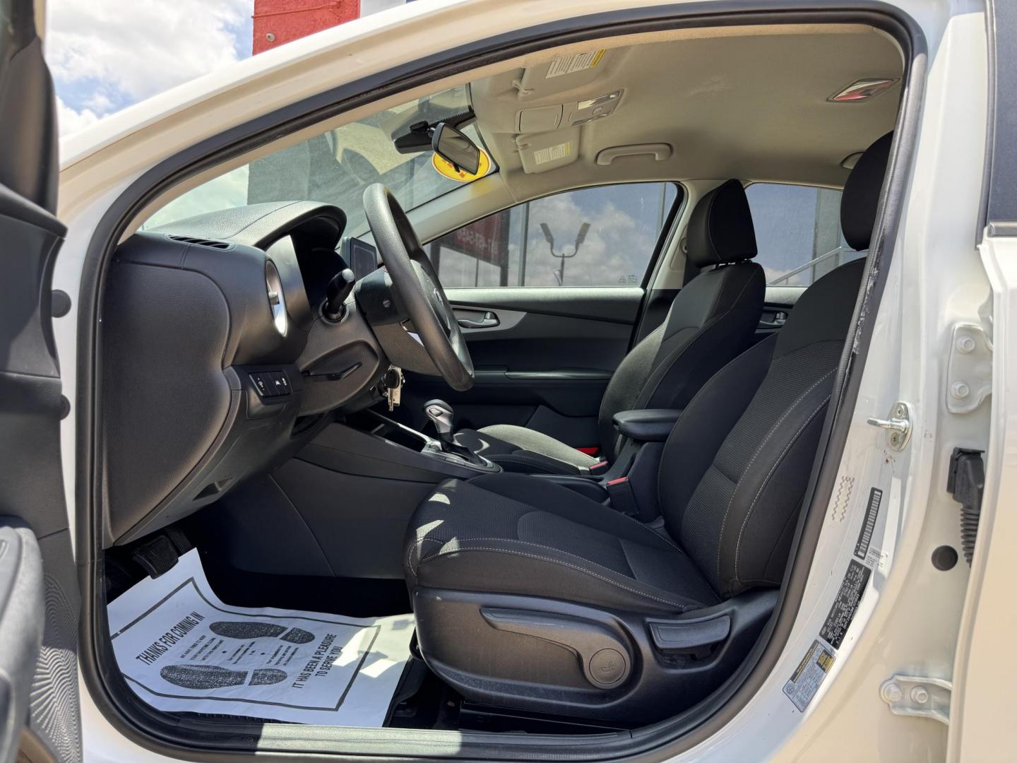 2021 WHITE KIA FORTE FE; LXS (3KPF24AD3ME) , located at 5900 E. Lancaster Ave., Fort Worth, TX, 76112, (817) 457-5456, 0.000000, 0.000000 - Photo#8