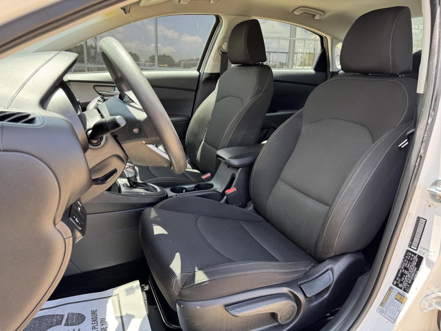 2021 WHITE KIA FORTE FE; LXS (3KPF24AD3ME) , located at 5900 E. Lancaster Ave., Fort Worth, TX, 76112, (817) 457-5456, 0.000000, 0.000000 - Photo#9