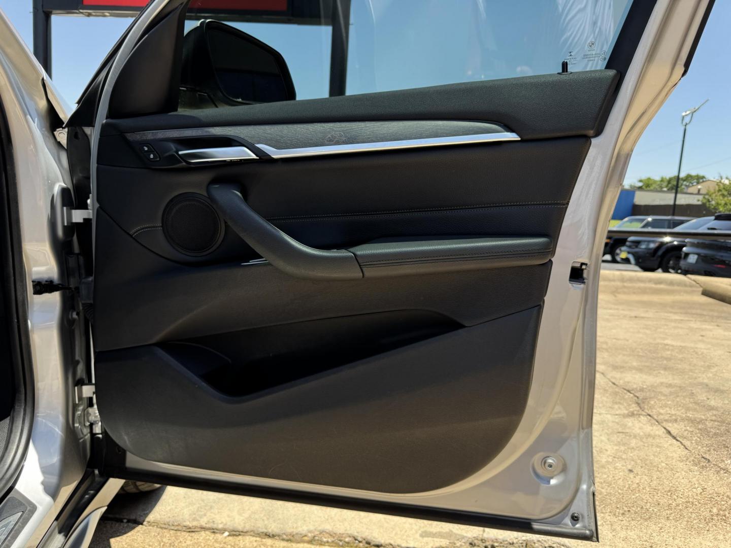 2017 SILVER BMW X1 XDRIVE28I (WBXHT3Z38H4) , located at 5900 E. Lancaster Ave., Fort Worth, TX, 76112, (817) 457-5456, 0.000000, 0.000000 - Photo#15