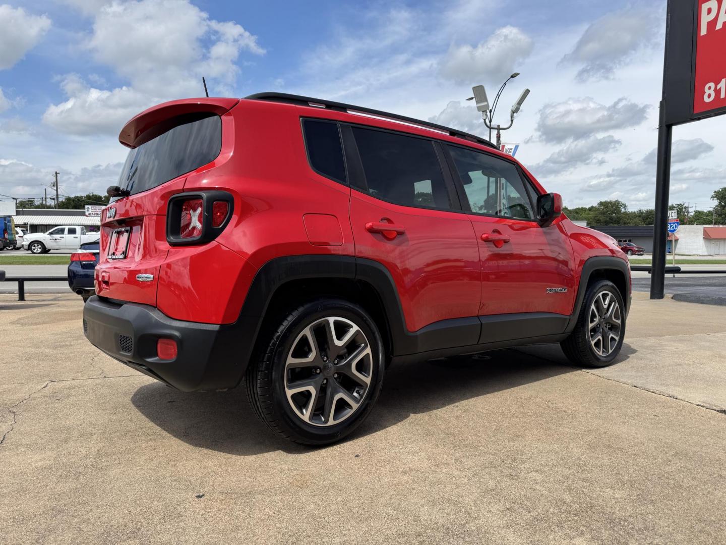 2018 RED JEEP RENEGADE LATITUDE (ZACCJABB4JP) , located at 5900 E. Lancaster Ave., Fort Worth, TX, 76112, (817) 457-5456, 0.000000, 0.000000 - Photo#3