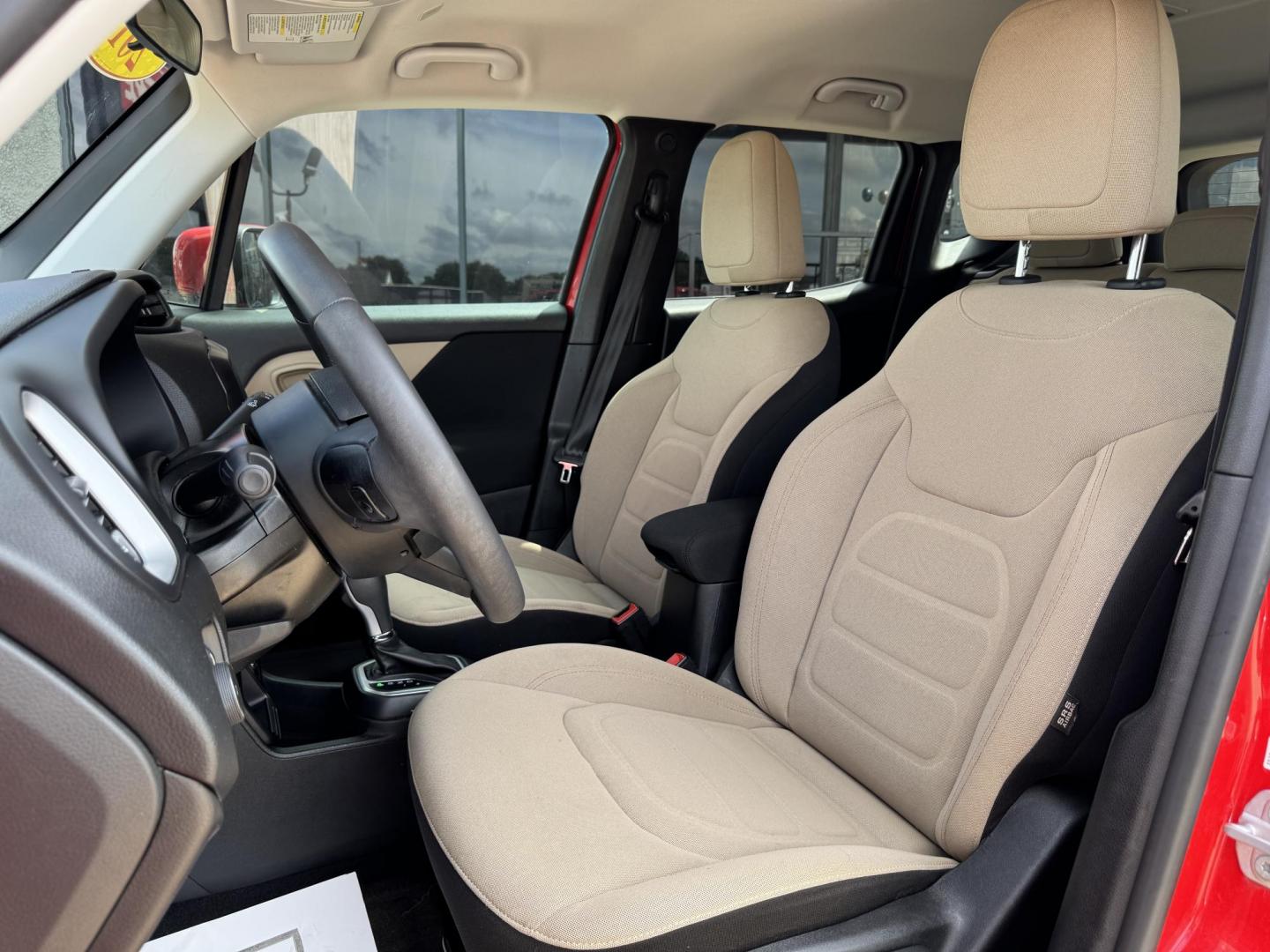 2018 RED JEEP RENEGADE LATITUDE (ZACCJABB4JP) , located at 5900 E. Lancaster Ave., Fort Worth, TX, 76112, (817) 457-5456, 0.000000, 0.000000 - Photo#9