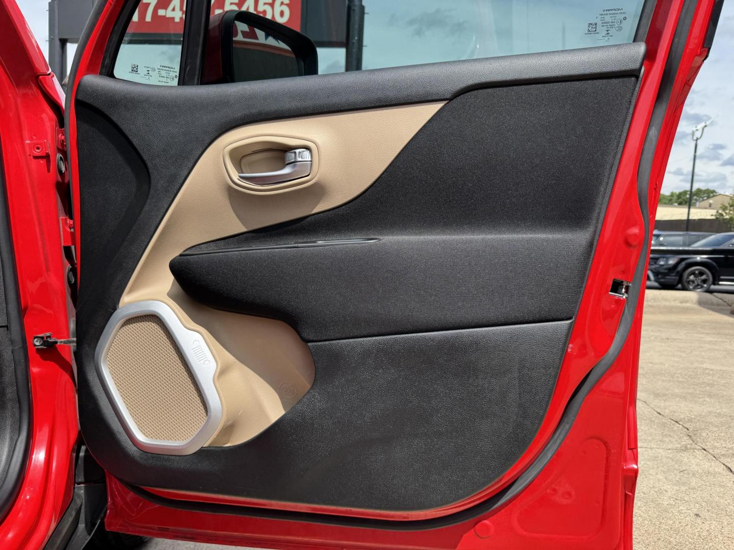 2018 RED JEEP RENEGADE LATITUDE (ZACCJABB4JP) , located at 5900 E. Lancaster Ave., Fort Worth, TX, 76112, (817) 457-5456, 0.000000, 0.000000 - Photo#14