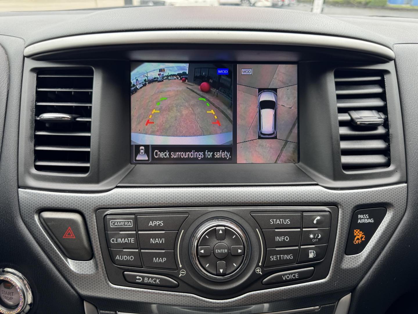 2020 SILVER NISSAN PATHFINDER SL (5N1DR2CN5LC) , located at 5900 E. Lancaster Ave., Fort Worth, TX, 76112, (817) 457-5456, 0.000000, 0.000000 - Photo#21
