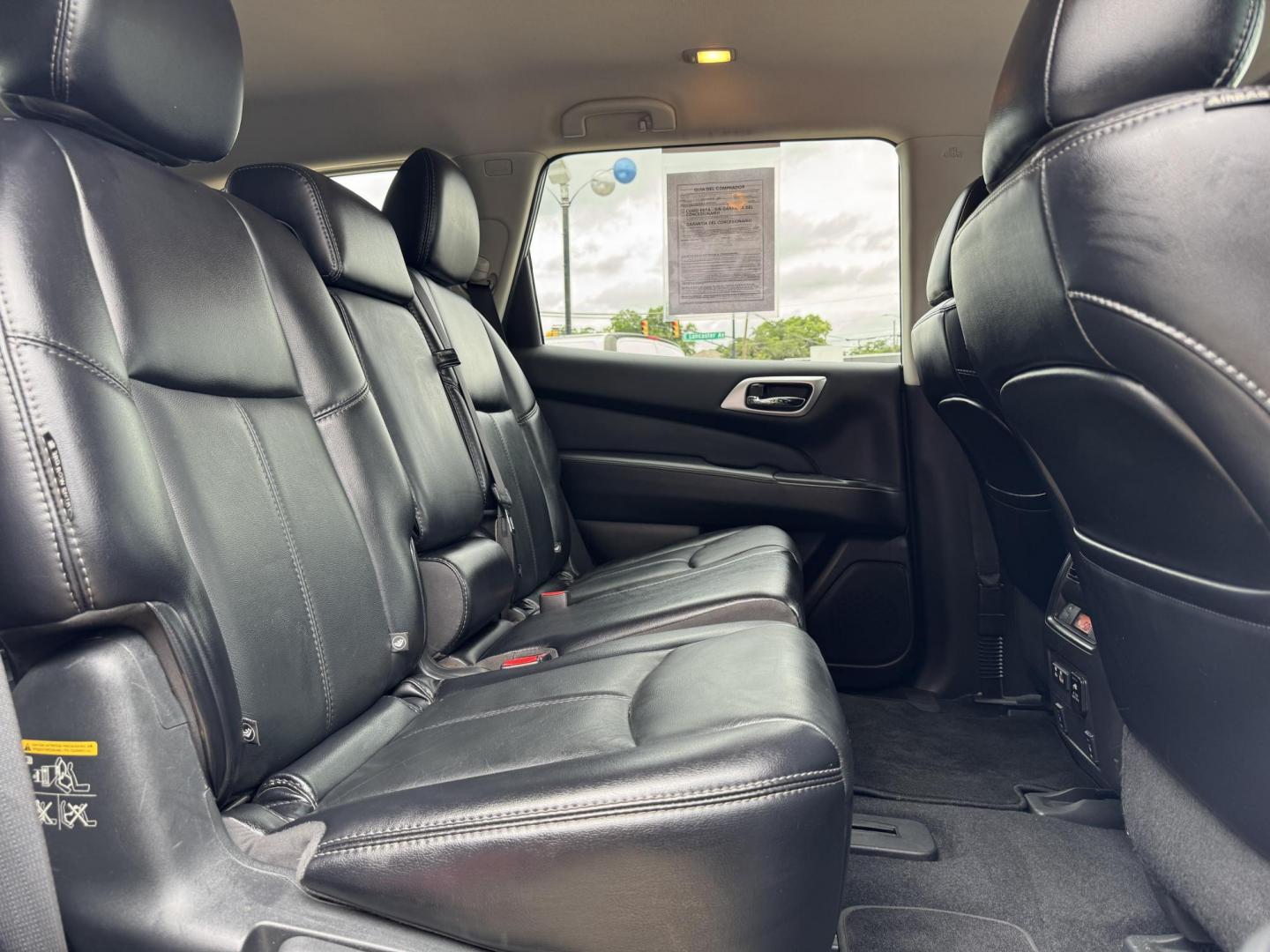 2020 SILVER NISSAN PATHFINDER SL (5N1DR2CN5LC) , located at 5900 E. Lancaster Ave., Fort Worth, TX, 76112, (817) 457-5456, 0.000000, 0.000000 - Photo#15