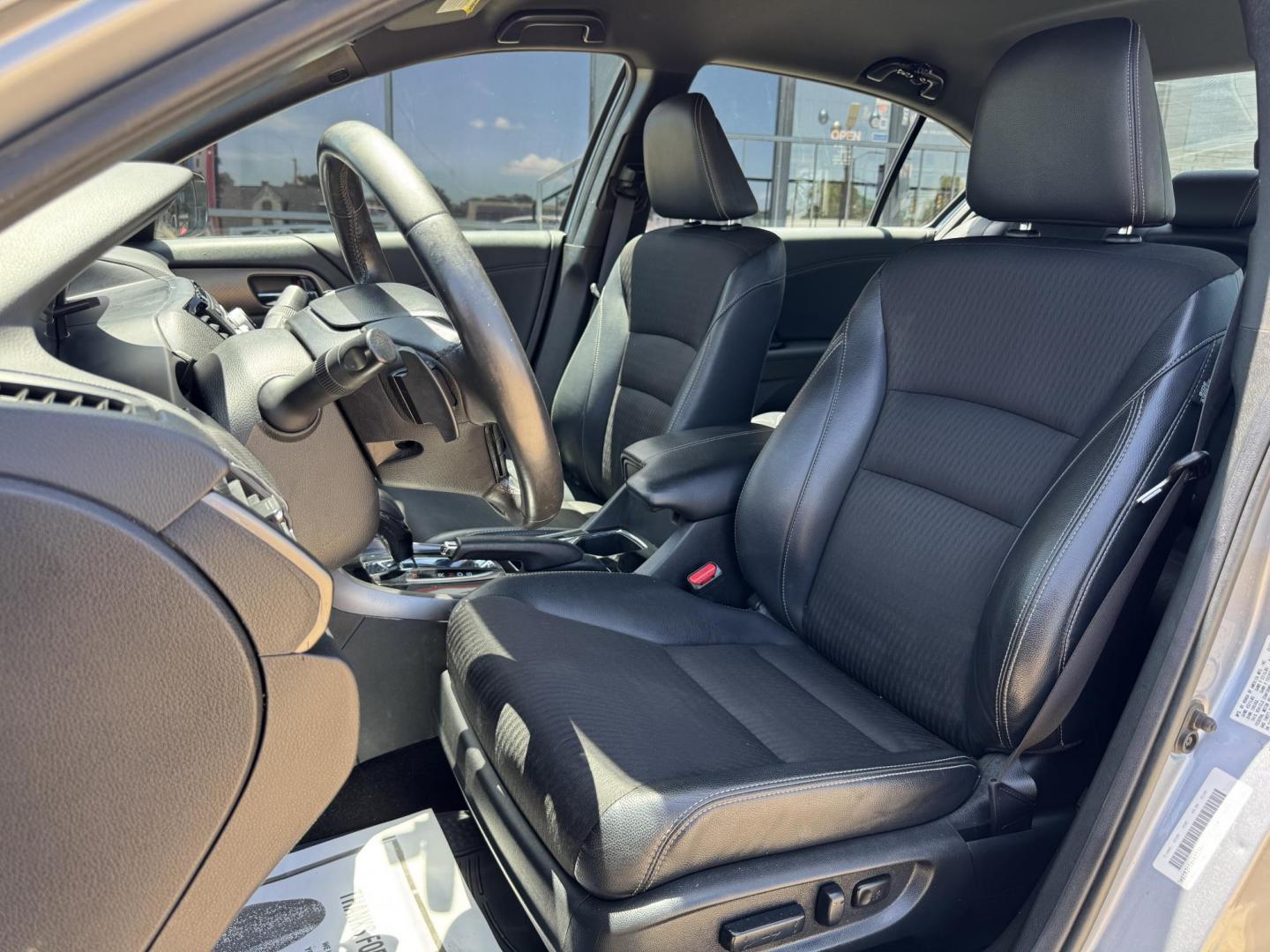 2017 GRAY HONDA ACCORD SPORT (1HGCR2F5XHA) , located at 5900 E. Lancaster Ave., Fort Worth, TX, 76112, (817) 457-5456, 0.000000, 0.000000 - Photo#9