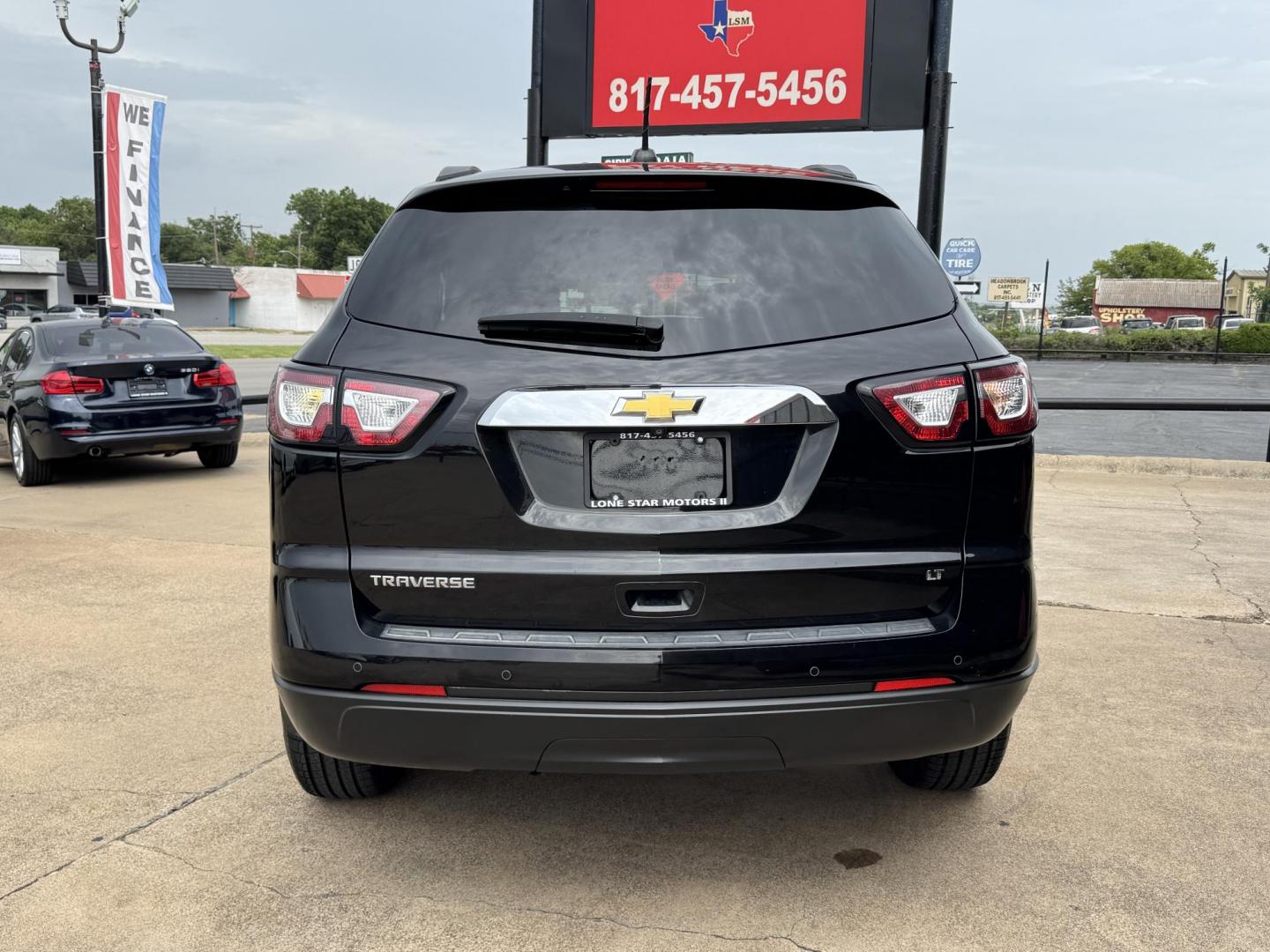 2017 BLACK CHEVROLET TRAVERSE 1LT (1GNKRGKD3HJ) , located at 5900 E. Lancaster Ave., Fort Worth, TX, 76112, (817) 457-5456, 0.000000, 0.000000 - Photo#4