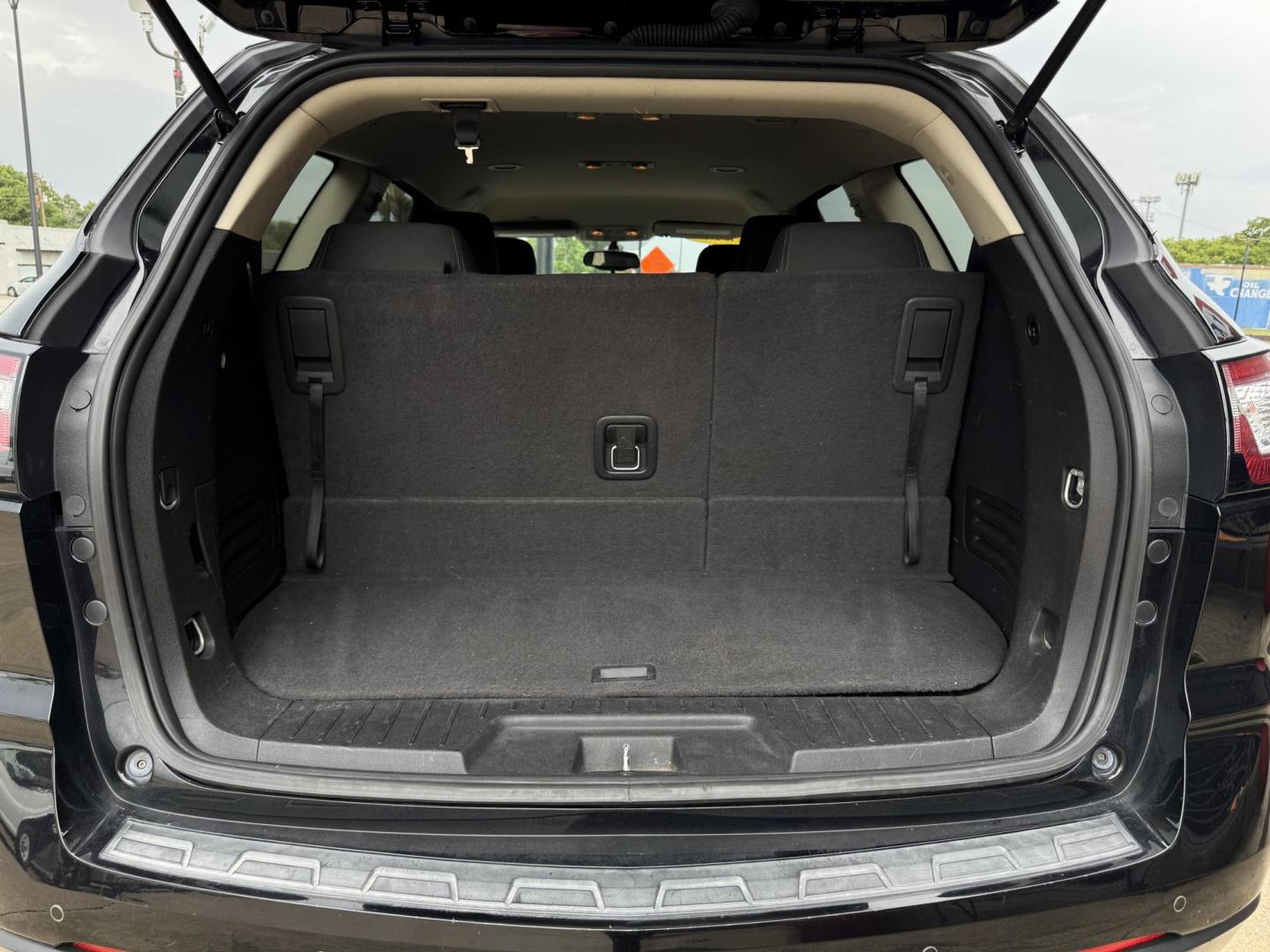 2017 BLACK CHEVROLET TRAVERSE 1LT (1GNKRGKD3HJ) , located at 5900 E. Lancaster Ave., Fort Worth, TX, 76112, (817) 457-5456, 0.000000, 0.000000 - Photo#5