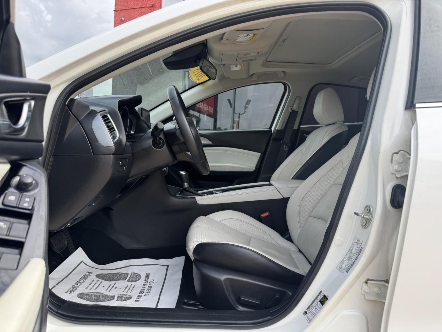 2018 WHITE MAZDA MAZDA3 GRAND TOURING (3MZBN1M30JM) , located at 5900 E. Lancaster Ave., Fort Worth, TX, 76112, (817) 457-5456, 0.000000, 0.000000 - Photo#8