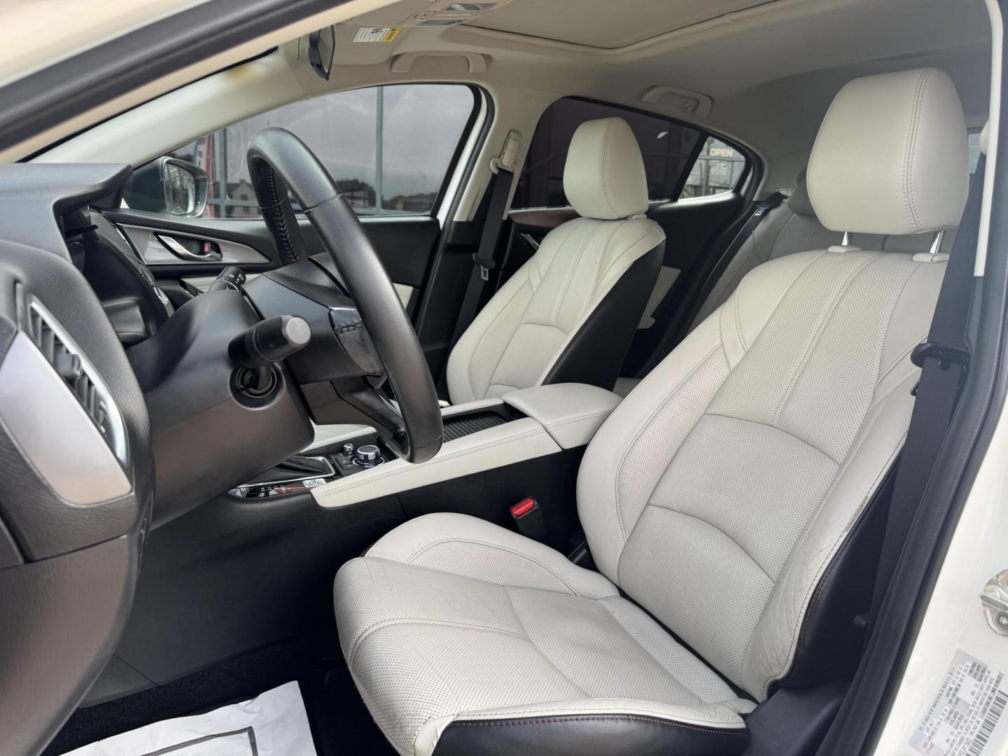 2018 WHITE MAZDA MAZDA3 GRAND TOURING (3MZBN1M30JM) , located at 5900 E. Lancaster Ave., Fort Worth, TX, 76112, (817) 457-5456, 0.000000, 0.000000 - Photo#9