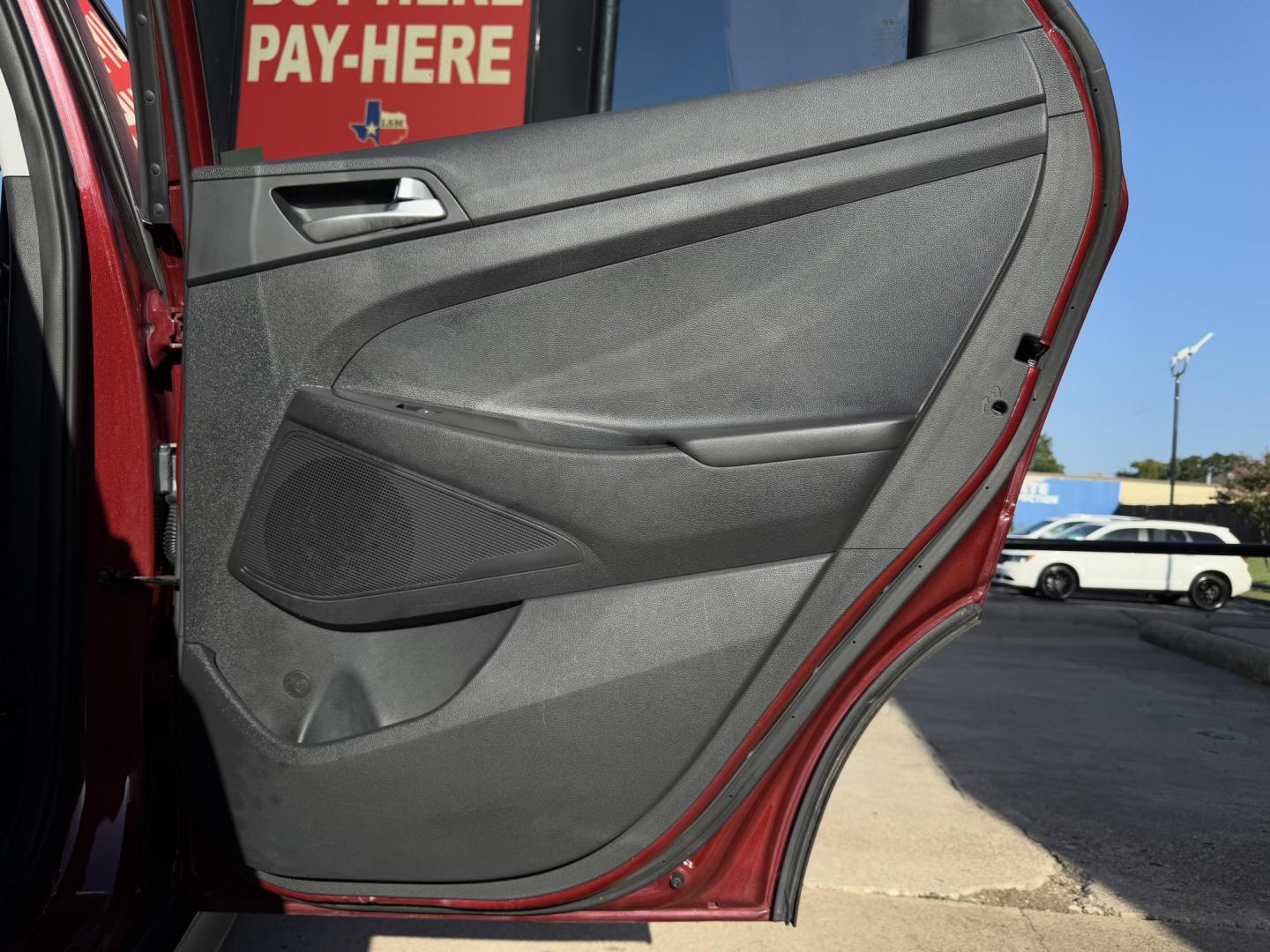 2019 RED HYUNDAI TUCSON SE (KM8J23A49KU) , located at 5900 E. Lancaster Ave., Fort Worth, TX, 76112, (817) 457-5456, 0.000000, 0.000000 - Photo#12