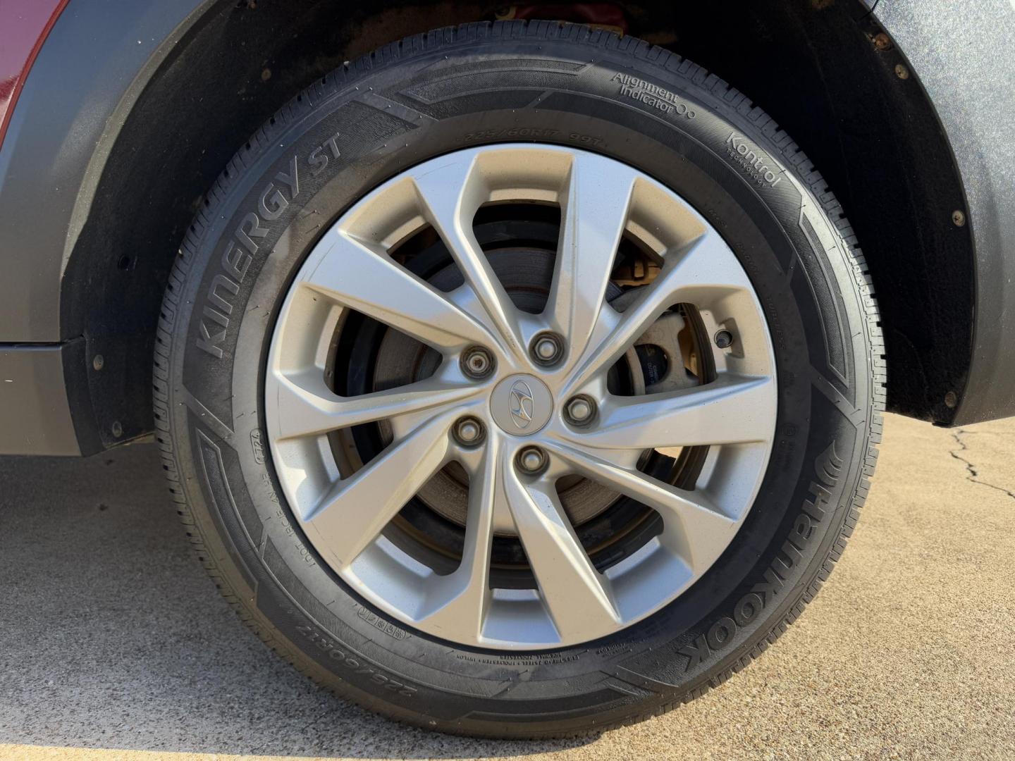 2019 RED HYUNDAI TUCSON SE (KM8J23A49KU) , located at 5900 E. Lancaster Ave., Fort Worth, TX, 76112, (817) 457-5456, 0.000000, 0.000000 - Photo#21