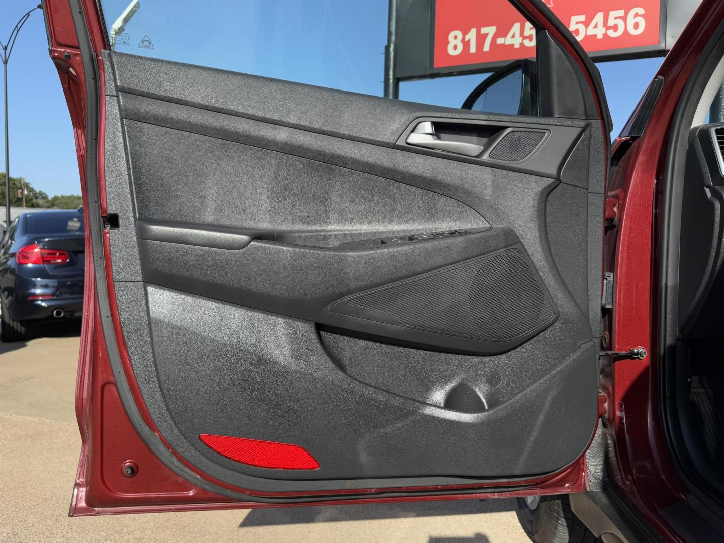 2019 RED HYUNDAI TUCSON SE (KM8J23A49KU) , located at 5900 E. Lancaster Ave., Fort Worth, TX, 76112, (817) 457-5456, 0.000000, 0.000000 - Photo#7