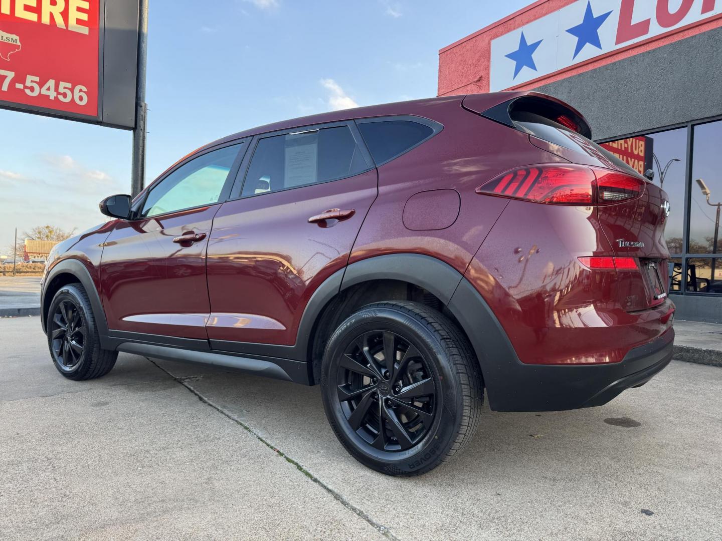 2019 RED HYUNDAI TUCSON SE (KM8J23A49KU) , located at 5900 E. Lancaster Ave., Fort Worth, TX, 76112, (817) 457-5456, 0.000000, 0.000000 - Photo#6