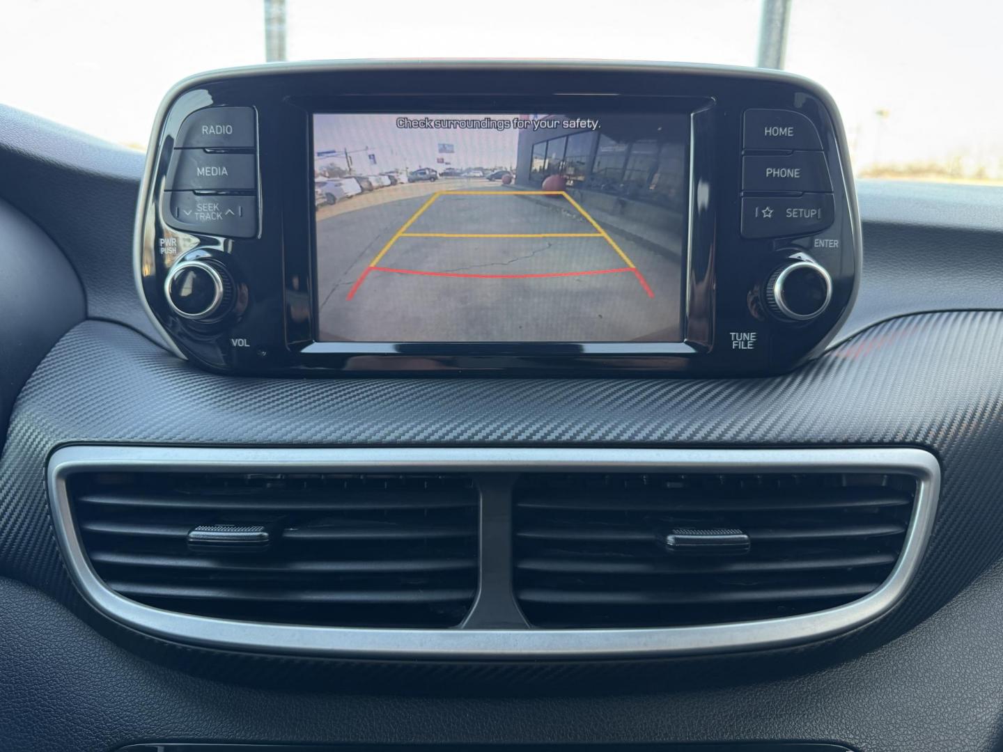 2019 RED HYUNDAI TUCSON SE (KM8J23A49KU) , located at 5900 E. Lancaster Ave., Fort Worth, TX, 76112, (817) 457-5456, 0.000000, 0.000000 - Photo#21