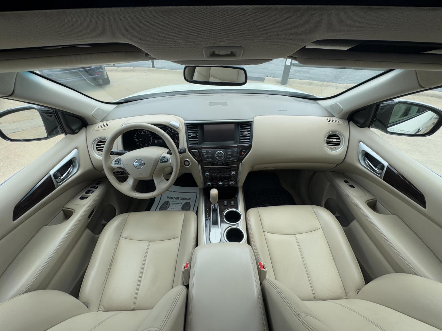 2015 WHITE NISSAN PATHFINDER S; SL; PL (5N1AR2MN6FC) , located at 5900 E. Lancaster Ave., Fort Worth, TX, 76112, (817) 457-5456, 0.000000, 0.000000 - Photo#19