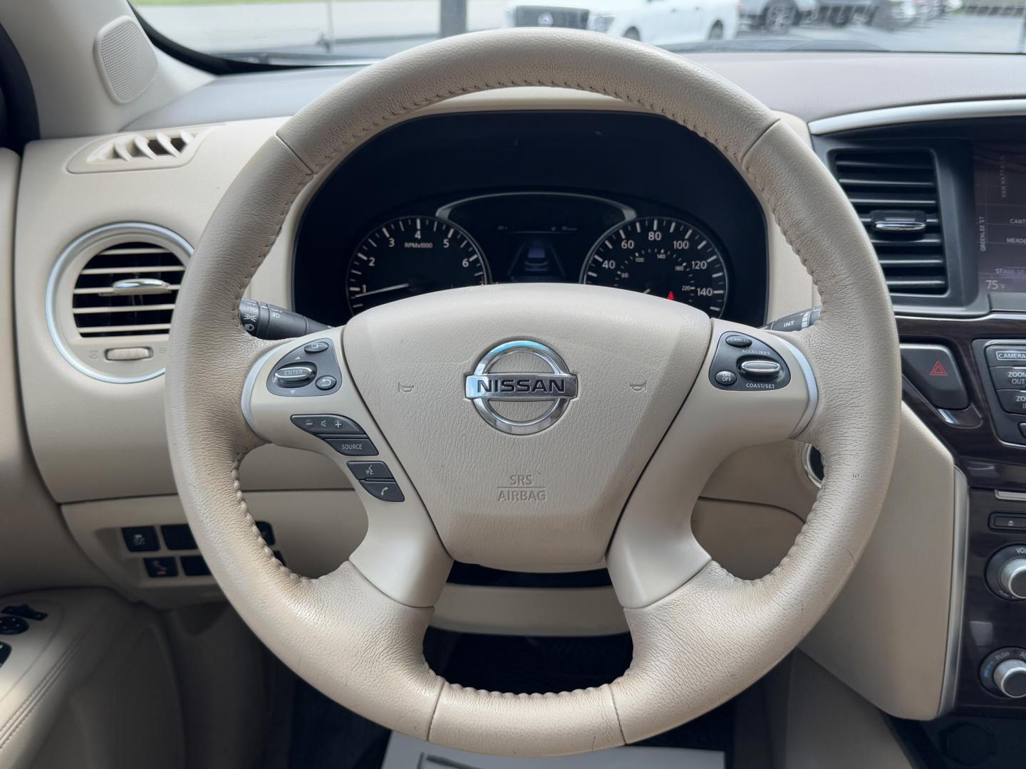 2015 WHITE NISSAN PATHFINDER S; SL; PL (5N1AR2MN6FC) , located at 5900 E. Lancaster Ave., Fort Worth, TX, 76112, (817) 457-5456, 0.000000, 0.000000 - Photo#21