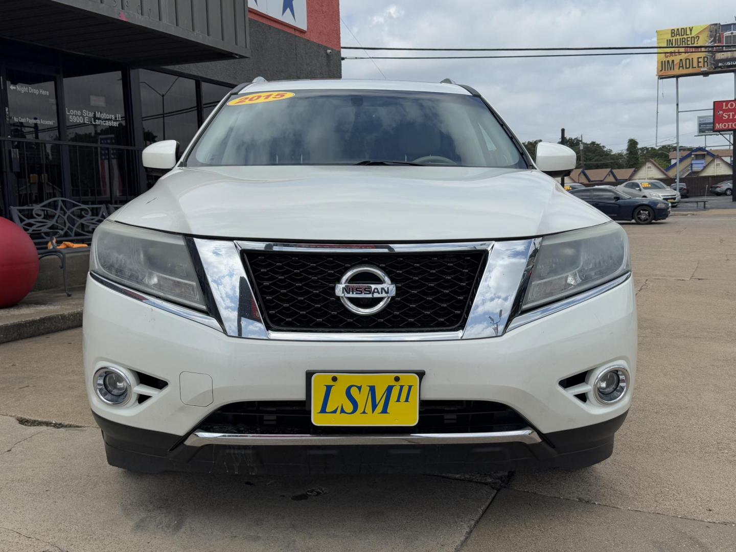 2015 WHITE NISSAN PATHFINDER S; SL; PL (5N1AR2MN6FC) , located at 5900 E. Lancaster Ave., Fort Worth, TX, 76112, (817) 457-5456, 0.000000, 0.000000 - Photo#1