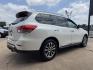 2015 WHITE NISSAN PATHFINDER S; SL; PL (5N1AR2MN6FC) , located at 5900 E. Lancaster Ave., Fort Worth, TX, 76112, (817) 457-5456, 0.000000, 0.000000 - Photo#3