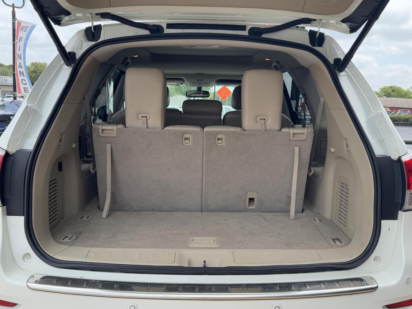 2015 WHITE NISSAN PATHFINDER S; SL; PL (5N1AR2MN6FC) , located at 5900 E. Lancaster Ave., Fort Worth, TX, 76112, (817) 457-5456, 0.000000, 0.000000 - Photo#5