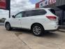 2015 WHITE NISSAN PATHFINDER S; SL; PL (5N1AR2MN6FC) , located at 5900 E. Lancaster Ave., Fort Worth, TX, 76112, (817) 457-5456, 0.000000, 0.000000 - Photo#7