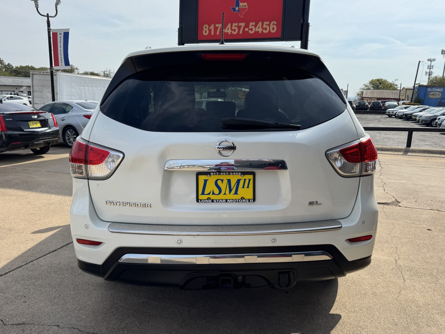 2015 WHITE NISSAN PATHFINDER S; SL; PL (5N1AR2MN6FC) , located at 5900 E. Lancaster Ave., Fort Worth, TX, 76112, (817) 457-5456, 0.000000, 0.000000- Photo#4