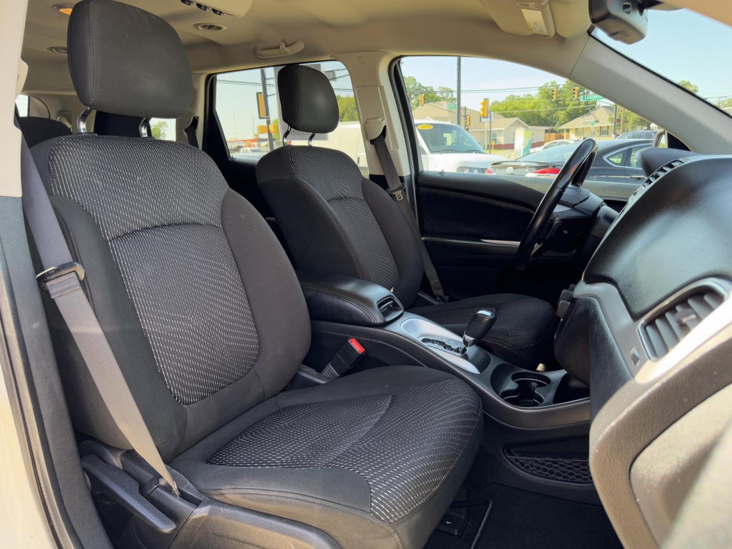 2020 WHITE DODGE JOURNEY SE (3C4PDCAB7LT) , located at 5900 E. Lancaster Ave., Fort Worth, TX, 76112, (817) 457-5456, 0.000000, 0.000000 - Photo#17