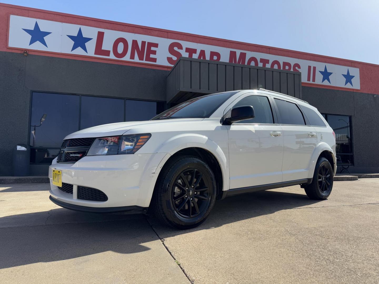 2020 WHITE DODGE JOURNEY SE (3C4PDCAB7LT) , located at 5900 E. Lancaster Ave., Fort Worth, TX, 76112, (817) 457-5456, 0.000000, 0.000000 - Photo#0