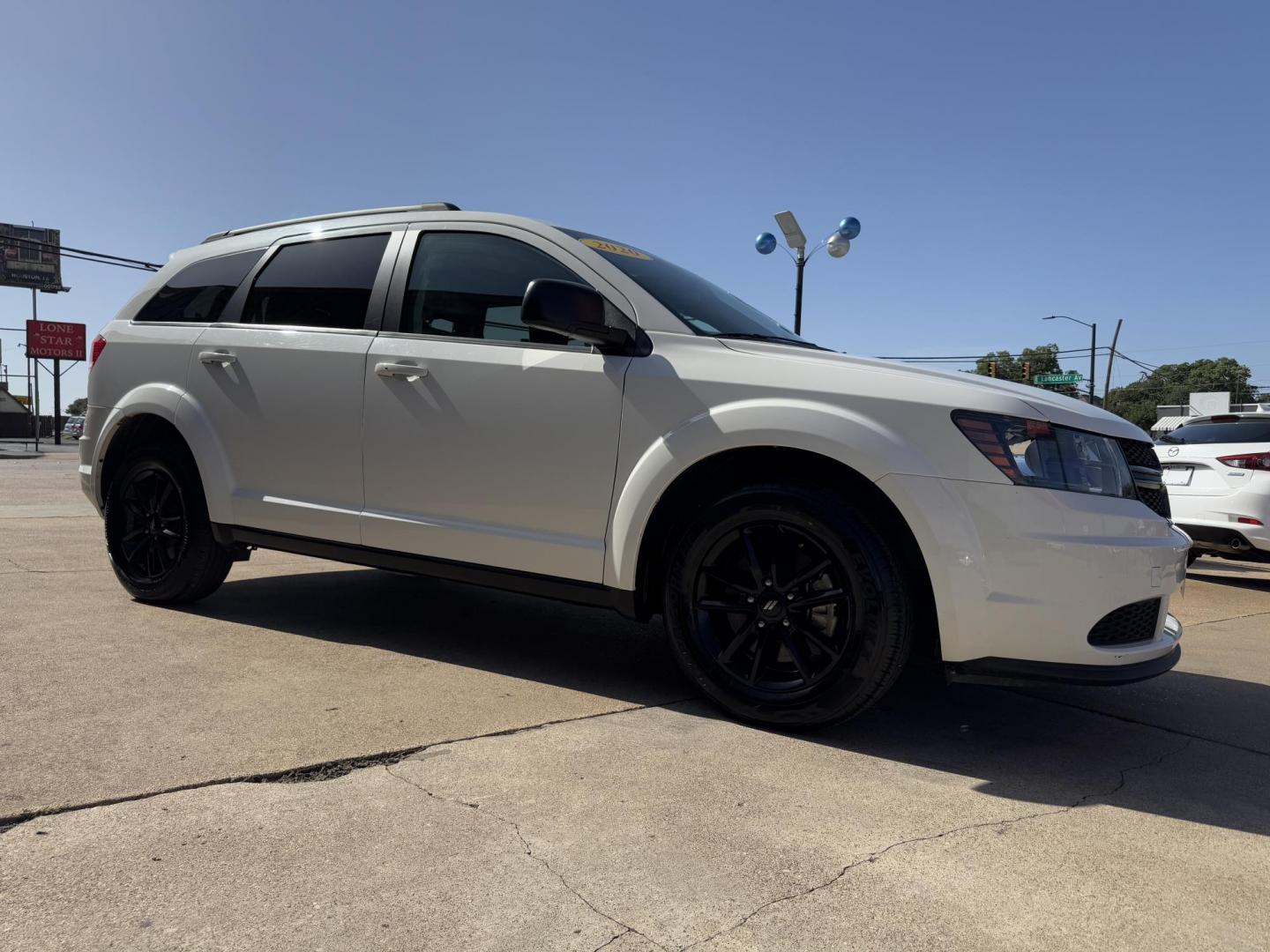 2020 WHITE DODGE JOURNEY SE (3C4PDCAB7LT) , located at 5900 E. Lancaster Ave., Fort Worth, TX, 76112, (817) 457-5456, 0.000000, 0.000000 - Photo#2