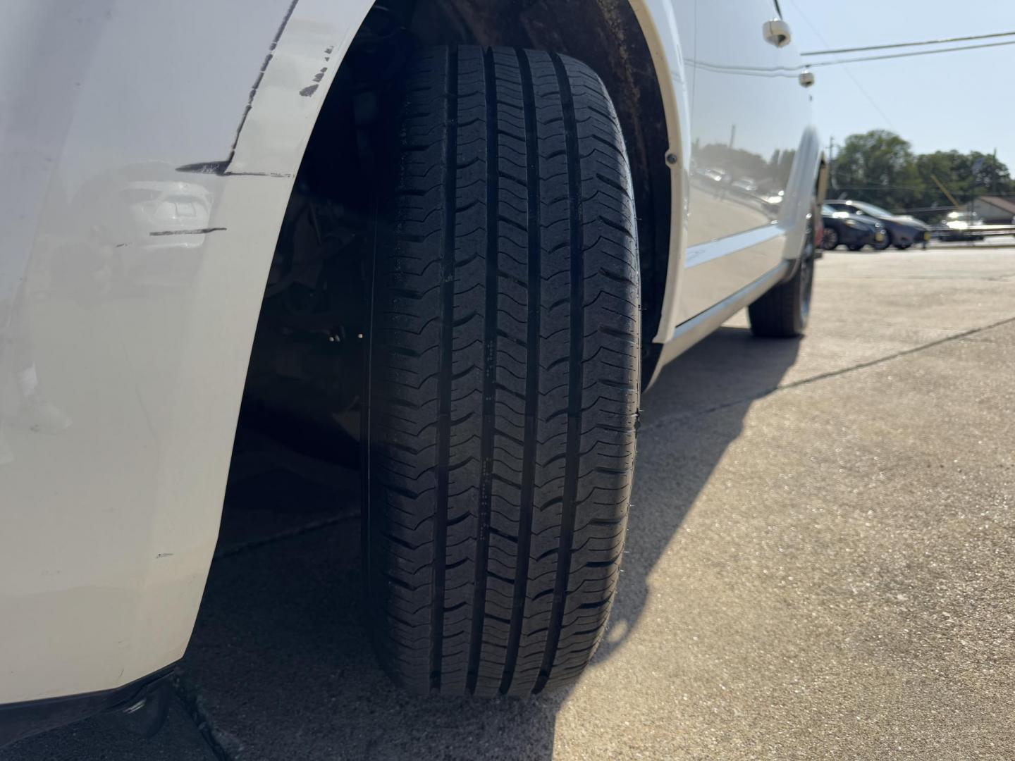2020 WHITE DODGE JOURNEY SE (3C4PDCAB7LT) , located at 5900 E. Lancaster Ave., Fort Worth, TX, 76112, (817) 457-5456, 0.000000, 0.000000 - Photo#22