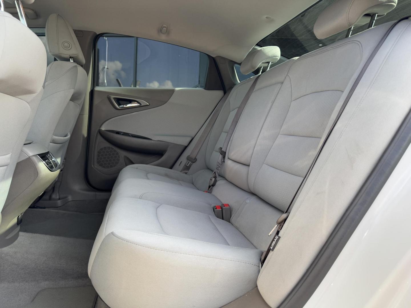 2018 WHITE CHEVROLET MALIBU LT (2FL) (1G1ZD5ST3JF) , located at 5900 E. Lancaster Ave., Fort Worth, TX, 76112, (817) 457-5456, 0.000000, 0.000000 - Photo#11