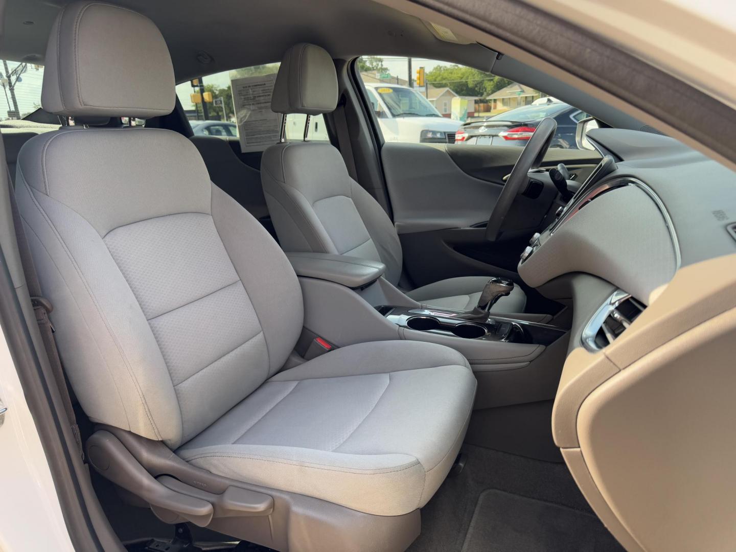 2018 WHITE CHEVROLET MALIBU LT (2FL) (1G1ZD5ST3JF) , located at 5900 E. Lancaster Ave., Fort Worth, TX, 76112, (817) 457-5456, 0.000000, 0.000000 - Photo#16