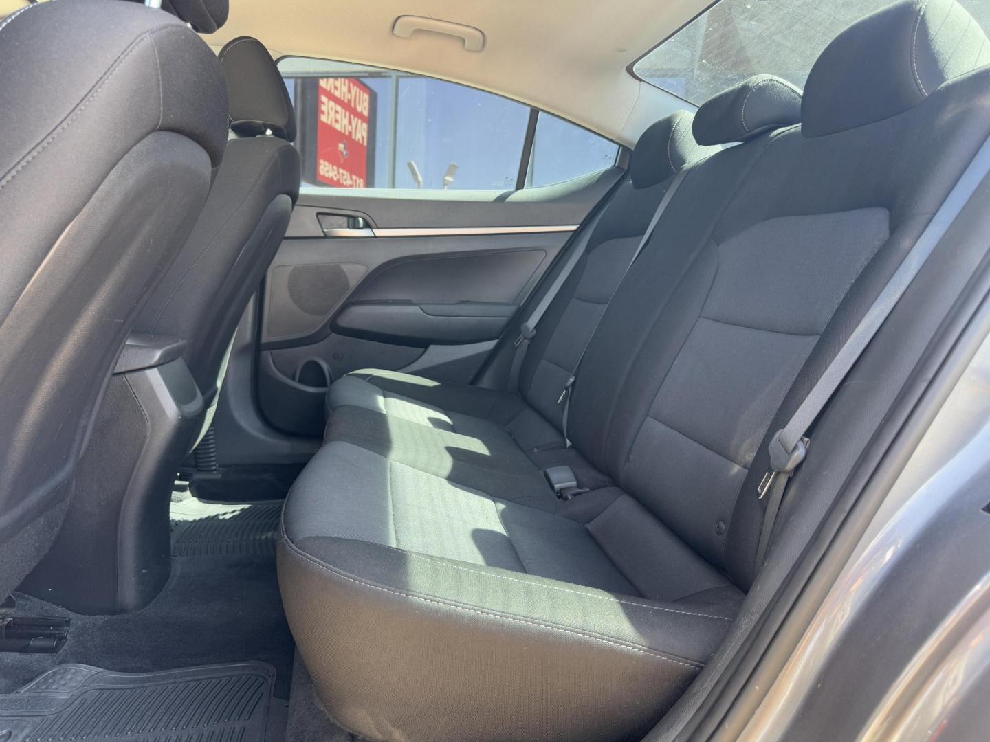 2018 GRAY HYUNDAI ELANTRA LIMITED; SE (5NPD74LF5JH) , located at 5900 E. Lancaster Ave., Fort Worth, TX, 76112, (817) 457-5456, 0.000000, 0.000000 - Photo#11