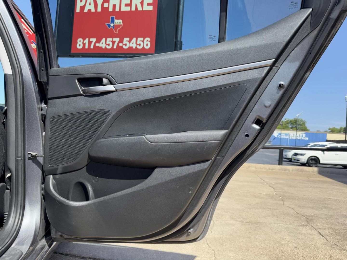 2018 GRAY HYUNDAI ELANTRA LIMITED; SE (5NPD74LF5JH) , located at 5900 E. Lancaster Ave., Fort Worth, TX, 76112, (817) 457-5456, 0.000000, 0.000000 - Photo#12