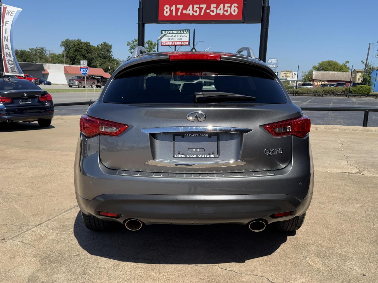 2016 GRAY INFINITI QX70 BASE (JN8CS1MU8GM) , located at 5900 E. Lancaster Ave., Fort Worth, TX, 76112, (817) 457-5456, 0.000000, 0.000000 - Photo#4